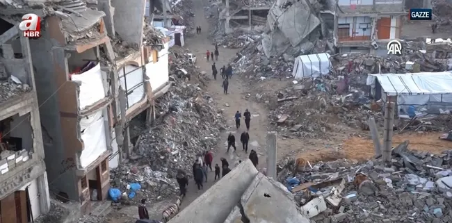 oscar-odullu-filistinli-yonetmen-basel-adra-a-haberde-1765010238998.jpg Ekran görüntüsü / A Haber