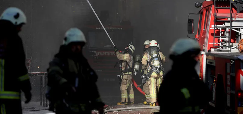 4 yabancı uyruklu işçinin öldüğü yangında büyük ihmal! İBB'ye bağlı ekipler 4 işçiyi fark etmemiş