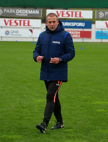 Trabzonspor Başkanı Ahmet Ağaoğlu'ndan transfer açıklaması - 6