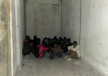 Van'da 17 kaçak göçmen yakalandı