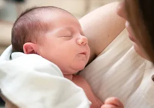 Doğum izni süresi değişiyor! Düzenlemede son viraja gelindi: Anneye 24 hafta babaya 15 gün izin masada | Ne zaman yürürlüğe girecek? 