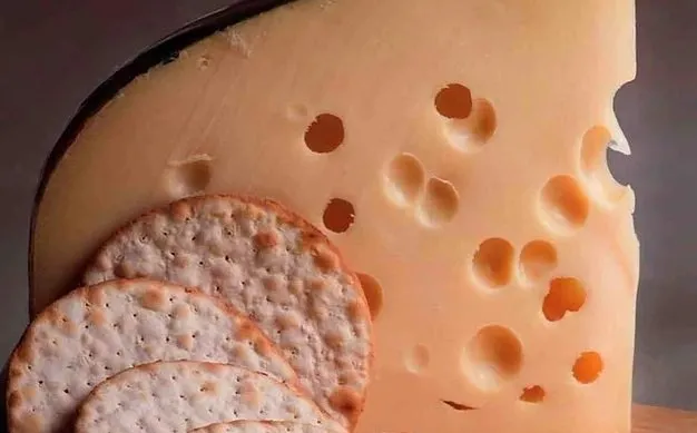 Peynirdeki deliklerin sırrı çözüldü