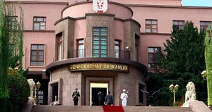 FETÖ’nün darbe girişiminde Amfibi Deniz Piyade Tugay Komutanı gözaltına alındı