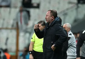 Erman Toroğlu'ndan kırmızı kart ve penaltı değerlendirmesi! Josef kırmızı kart ile atılmalı mıydı? Sergen Yalçın'ın kırmızı kartı doğru muydu?