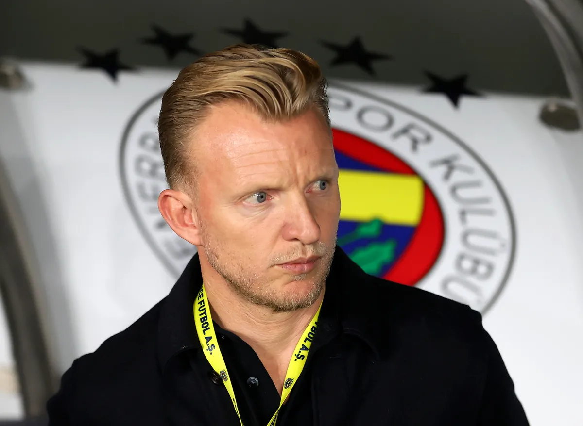 1793478462863.jpg Göztepe maçında Dirk Kuyt (AA)