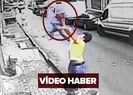 İkinci kattan düşen bebeği havada yakaladı