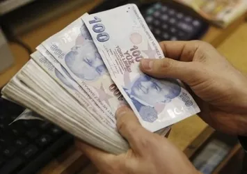 Emekliye bayram nedeniyle erken maaş