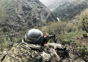 TSK'dan PKK'ya 4 ilde operasyon