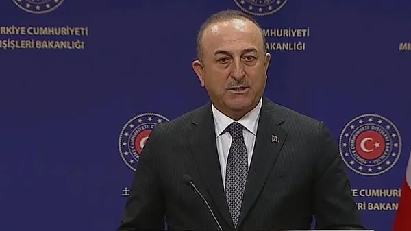 Yunanistan tutuştu! ’Türkiye bize saldıracak buna izin verecek misiniz?’