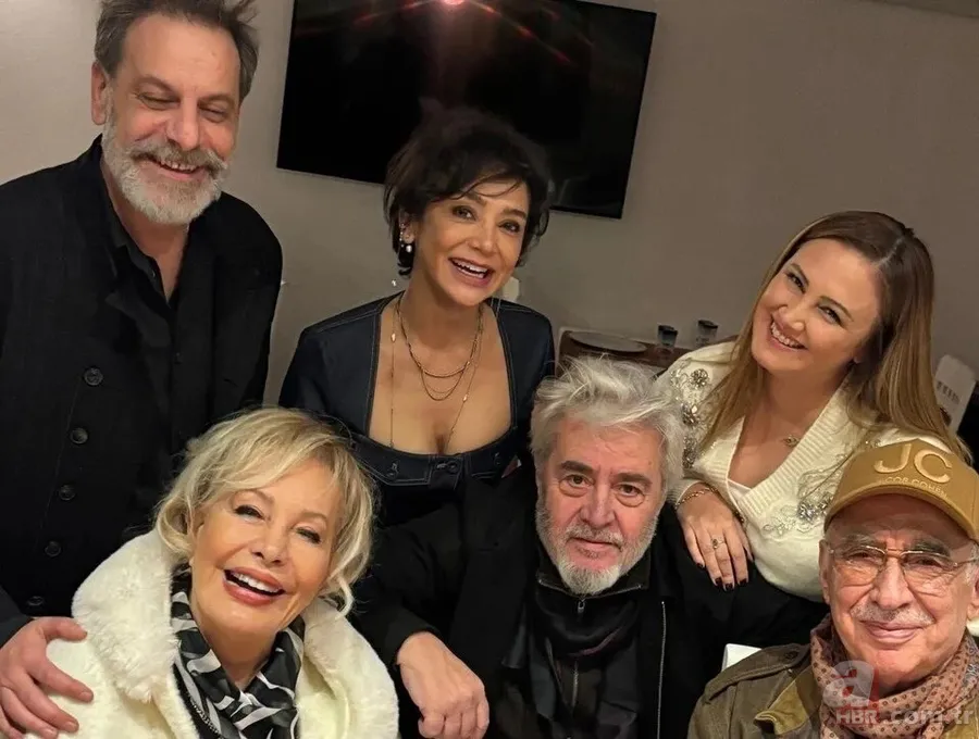 Hercai'de Ebru Şahin'in rol arkadaşıydı! Şener Şen'in kardeşi de kendisi kadar ünlüymüş 3