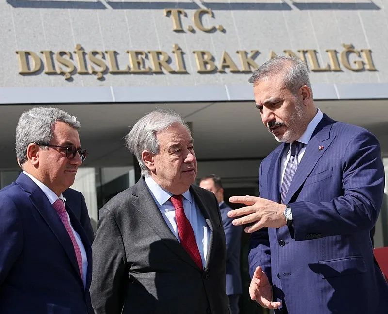 bm-genel-sekreteri-guterres-turkiyede-baskan-erdogan-kabul-edecek-1773316676045.jpeg (Fotoğraf: AA)