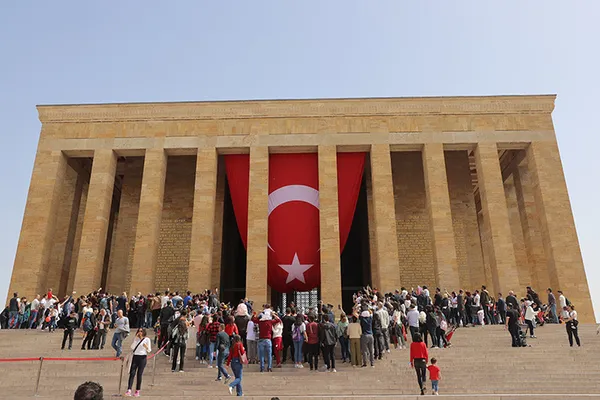 23-nisan-anitkabir-bugun-saat-kaca-kadar-acik-anitkabir-bayramda-acik-mi-2023-1682231653447.jpg 23 Nisan Anıtkabir bugün saat kaça kadar açık? Anıtkabir bayramda açık mı 2023? - 1