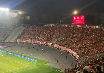 Galatasaray taraftarından Filistin'e destek: İnsanlık ölüyor! Dünya soykırımı izliyor