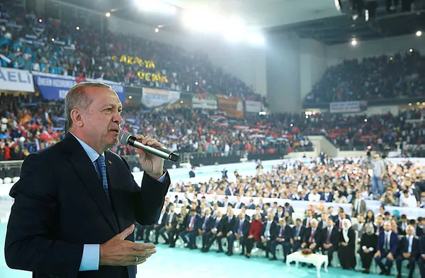 Cumhurbaşkanı Erdoğan’dan gençlere önemli mesajlar