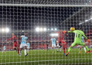 Liverpool'dan Wolverhampton'a 4 gol!