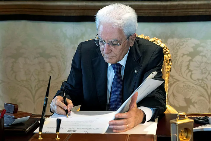 Son dakika: İtalya Parlamentosu lağvedildi