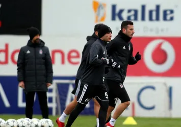 Beşiktaş, Fenerbahçe hazırlıklarına başladı