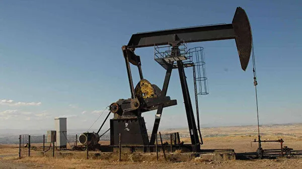 1646290464327.jpg Bir haftada yüzde 19,3 arttı! Brent petrol 8 yıldan bu yana en yüksek seviyeyi gördü - 5