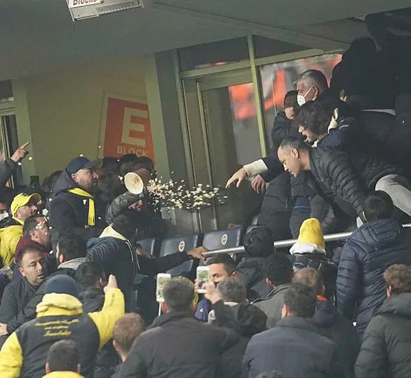 Ali Koç'a tepkiler çığ gibi! İstifa sesleri yükseldi - 1