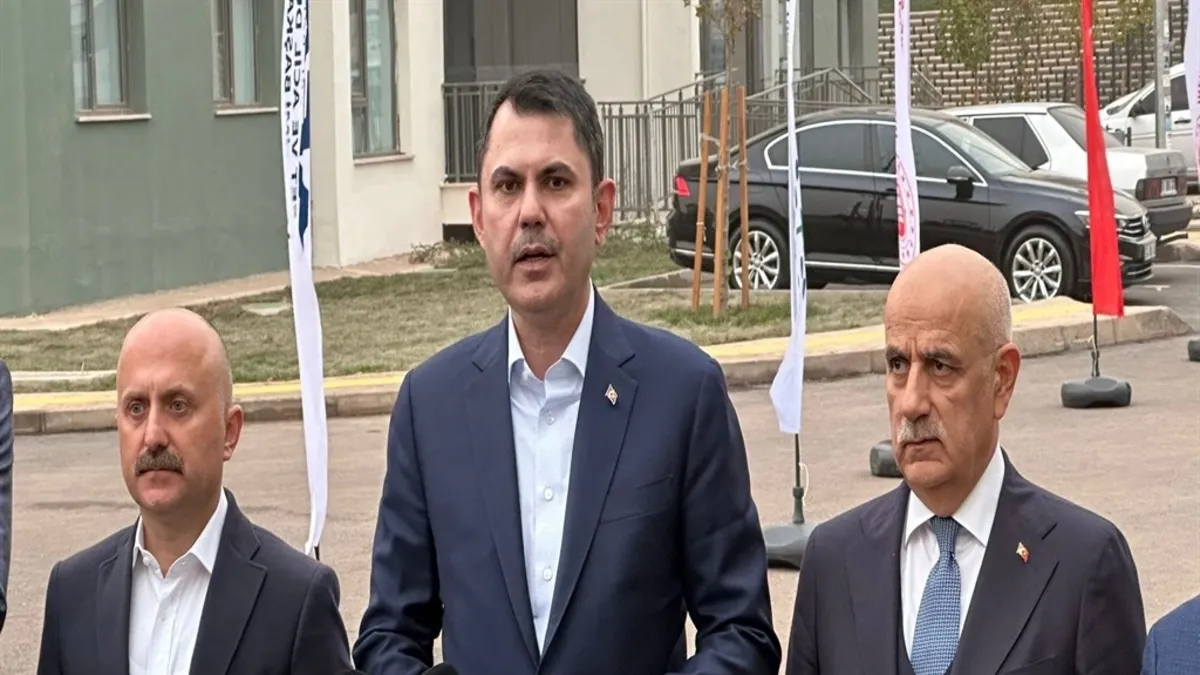 Bakan Murat Kurum Adıyaman'da açıkladı: "Yıl sonuna kadar 453 bin konut teslim edilecek"