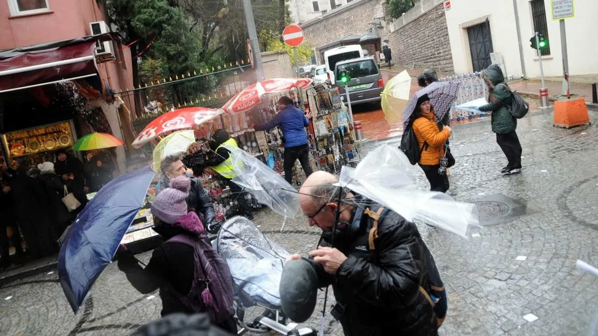 Güneşli günlere son! İstanbul dahil çok sayıda ilde sağanak yağış alarmı! MGM uyardı