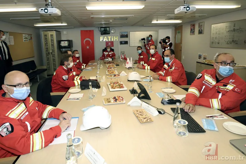 Başkan Erdoğan Fatih sondaj gemisinde incelemelerde bulundu! O talimatı bizzat verdi 14