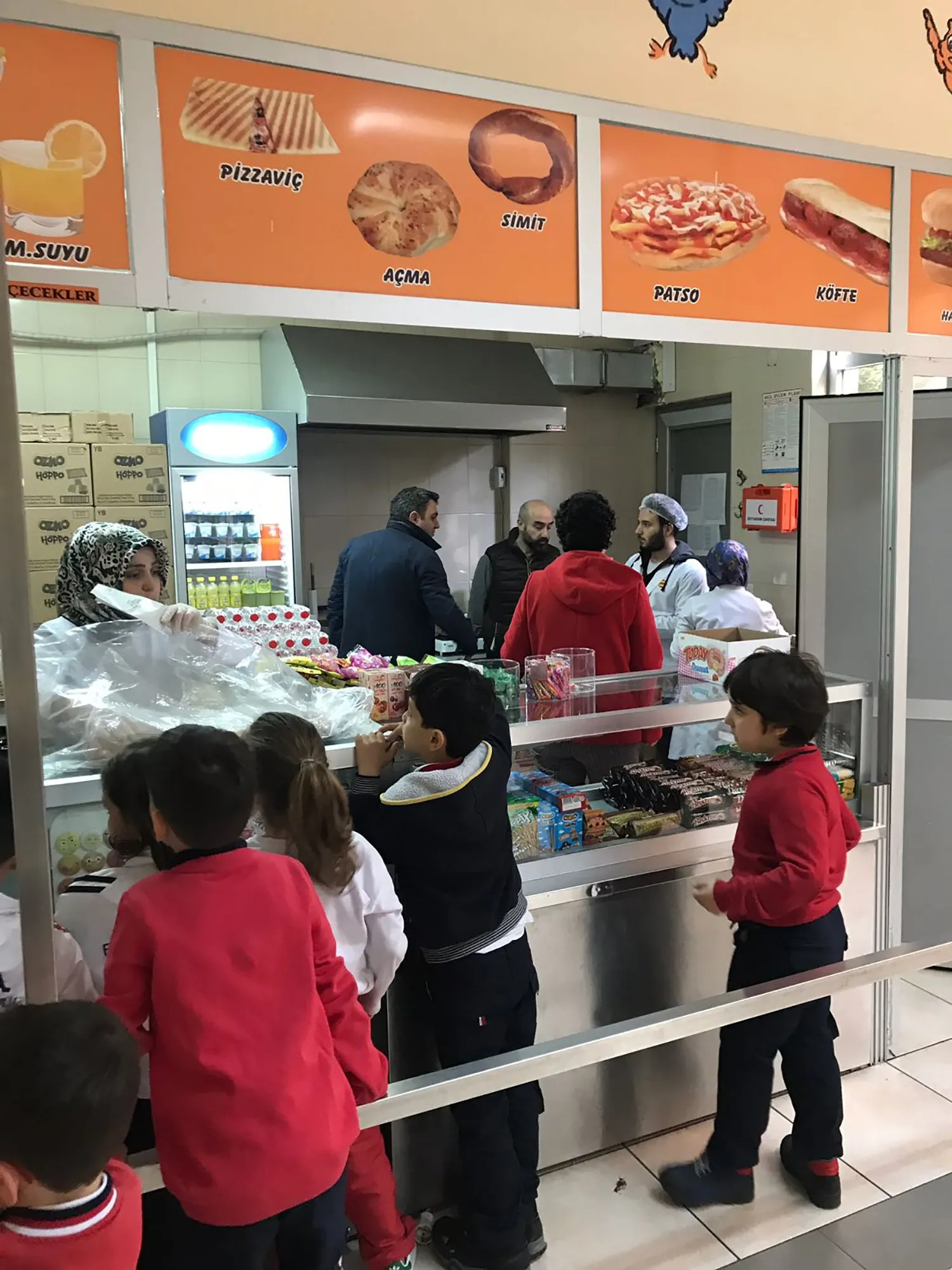 Okul kantinlerinde Beslenme Skoru dönemi: A, B veya C skoru olsa da Sağlık Bakanlığının uygun bulmadığı gıdalara satış yasağı