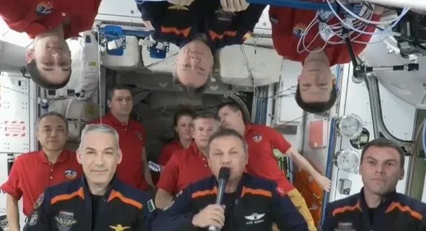 turkiyenin-ilk-astronotu-alper-gezeravci-uzaydan-donecegi-saat-belli-oldu-1706886547055.jpeg Türkiye'nin ilk astronotu Alper Gezeravcı uzaydan döneceği saat belli oldu! Yolculuk ne zaman başlayacak? Nereye inecek? - 1