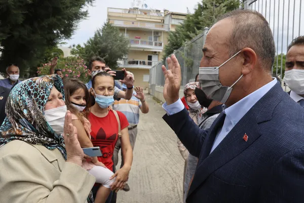 1622373684942.jpg Dışişleri Bakanı Mevlüt Çavuşoğlu Yunan "To Vima" gazetesine açık açık söyledi: Vazgeçin - 7