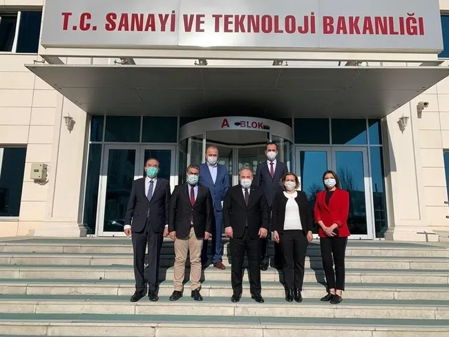 Türkiye’den ’BioNTech’ hamlesi! Bakan Varank duyurdu: Türkiye’de aşıyı ortak üretimi konuşacağız