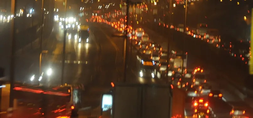İstanbul trafiğinde bayram yoğunluğu başladı
