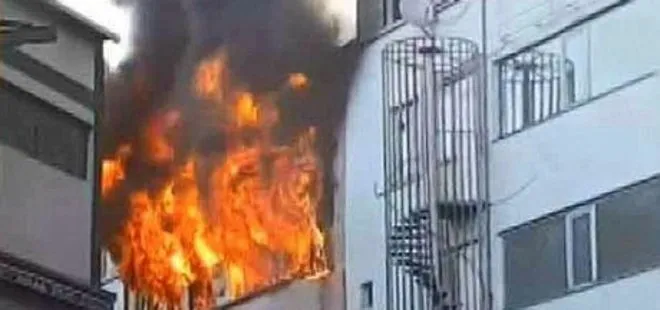 Bayrampaşa'da plastik hammadde üreten işyerinde çıkan yangın söndürüldü
