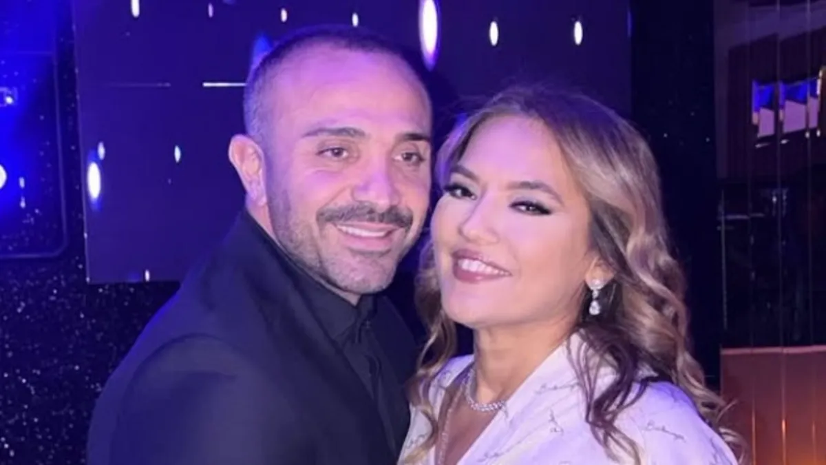 Okan Kurt’tan Demet Akalın’a 