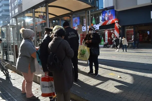 Eskişehir'de HES kodları eşleşmeyen vatandaşlar otobüse alınmadı - 2