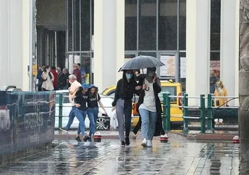 11 Ağustos İstanbul, İzmir, Antalya, Ankara hava durumu: Bugün hava nasıl olacak? Sel, su baskını uyarısı geldi