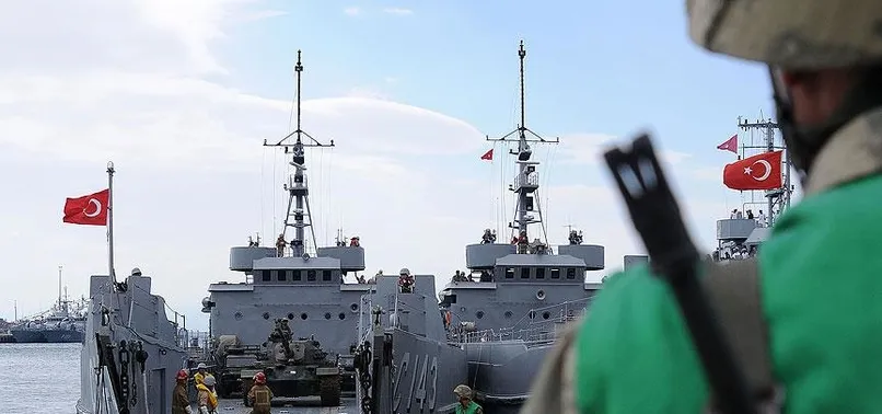 Foça Deniz Üs Komutanlığında arama