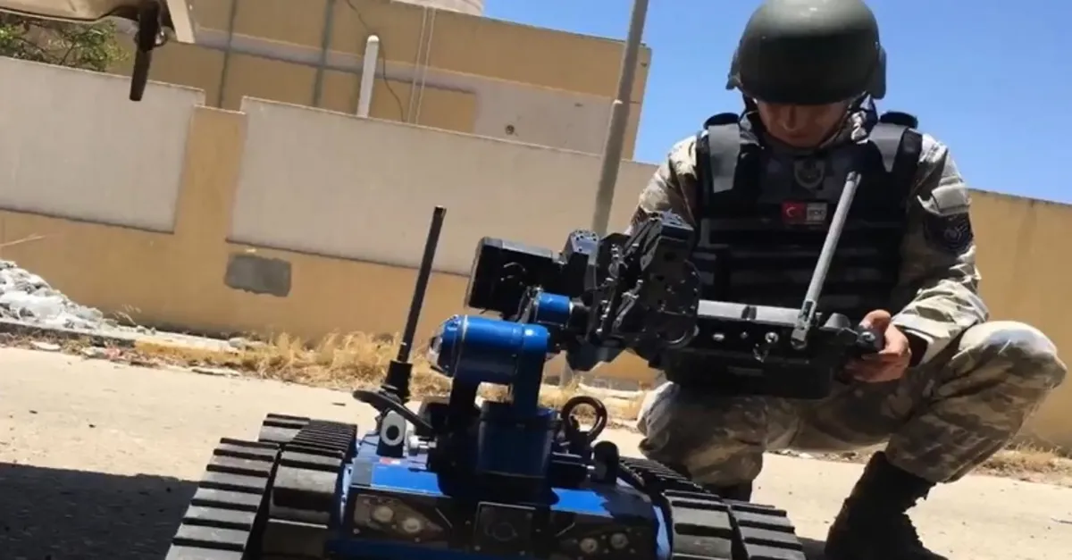 Türkiye tam güç Libya’da! EYP'lere yerli ve milli robot TMR 2 "Kutlu" ile müdahale ediliyor