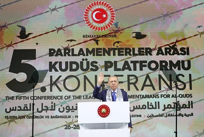 Başkan Erdoğan’dan Gazze konusunda tarihi sözler: Erdoğan’ın kalbine de kavline de zincir vuramazsınız