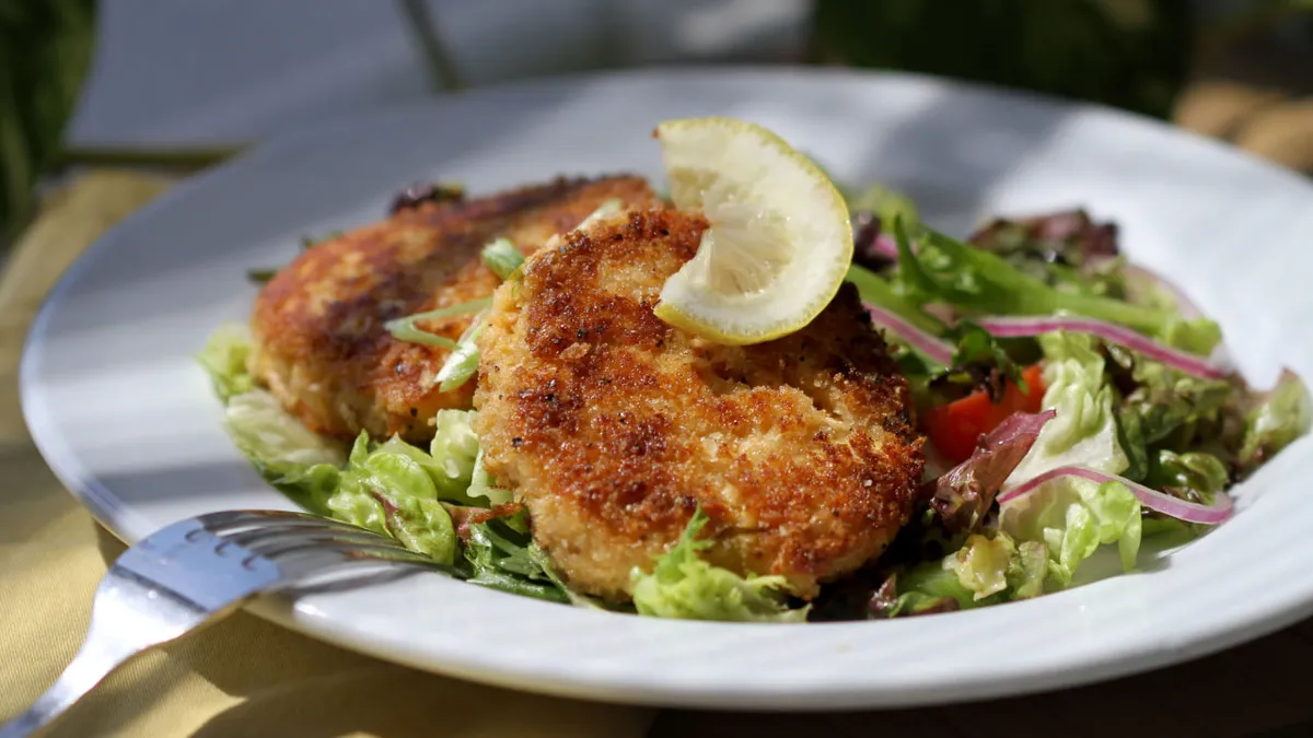 Yıllardır çöpe atıyorduk! En önemsiz sandığımız yeri meğer doğal kolajen bombasıymış