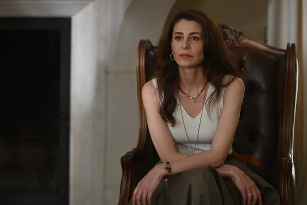 Ben Bu Cihana Sığmazam oyuncuları ve karakterleri kimler, konusu ne? Ben Bu Cihana Sığmazam oyuncu kadrosunda hangi oyuncular var? - 3