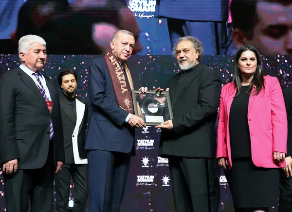 baskan-erdogandan-mujde-hedefimiz-her-romana-bir-yuva-12-ilde-proje-baslayacak-1674247529469.jpg Başkan Erdoğan'dan müjde: Hedefimiz her Roman’a bir yuva! 12 ilde proje başlayacak - 9