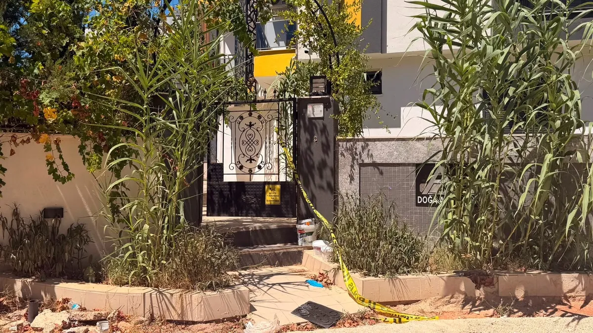 Antalya'da dehşet! Eski sevgilisini öldürüp intihar etti