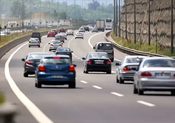 Sürücülere flaş uyarı! Bunu yapmayanlar pişman olur