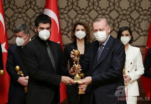 Başkan Erdoğan ödülleri sahiplerine verdi! Turkuvaz Medya’nın gurur günü