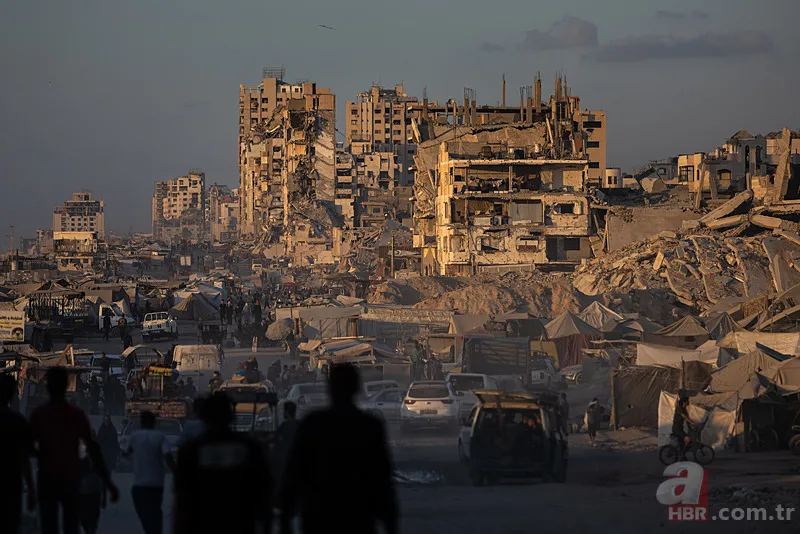 Liam Cunningham Gazze yolunda: “İnsanlık çukuruna düştük” 8