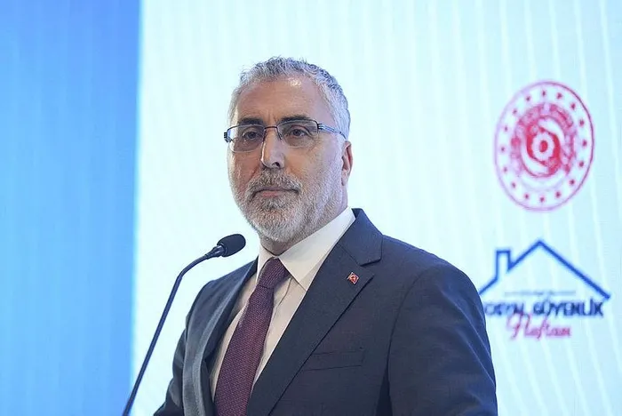 calisan-anneye-destek-paketine-rekor-basvuru-bakan-vedat-isikhan-sayiyi-acikladi-1717578773004.jpeg Çalışan anneye destek paketine rekor başvuru! Bakan Vedat Işıkhan sayıyı açıkladı - 4