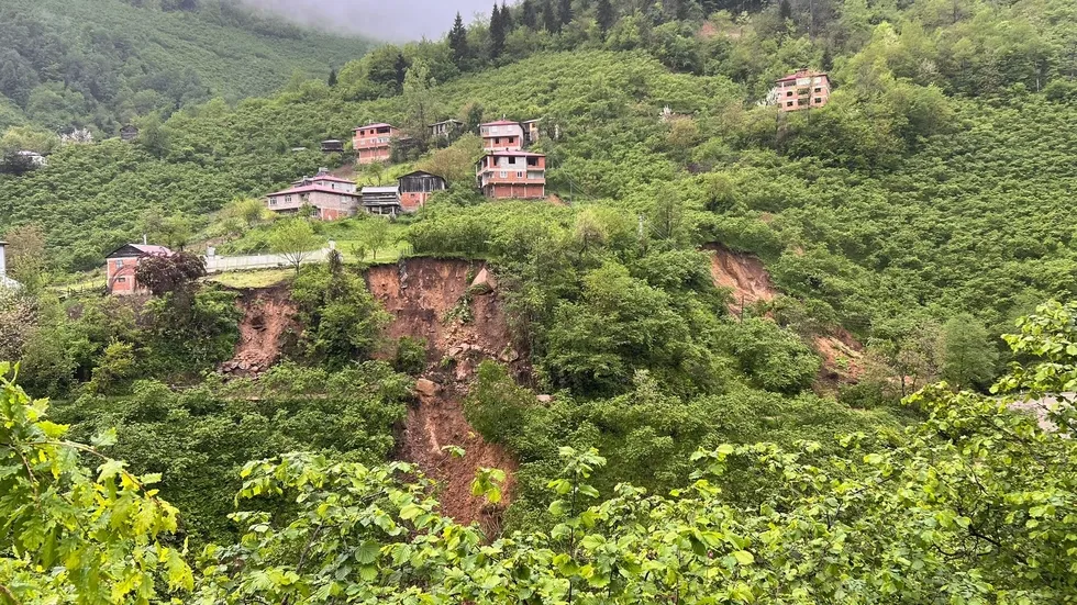 Giresun'da heyelan nedeniyle 33 ev tedbir amaçlı boşaltıldı - 3