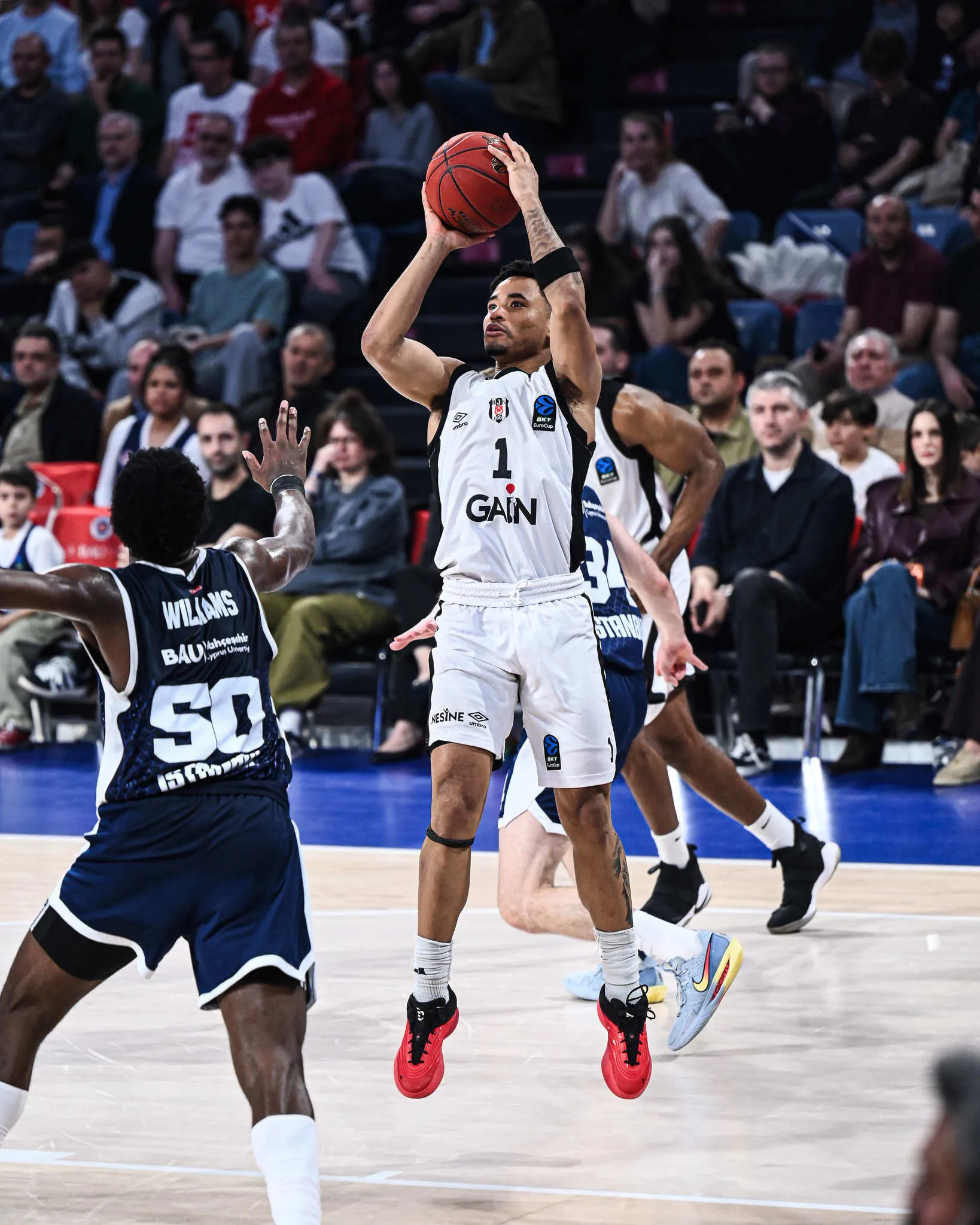 Beşiktaş GAİN kupa için sahada! EuroCup finali ne zaman, nerede ve hangi kanalda?