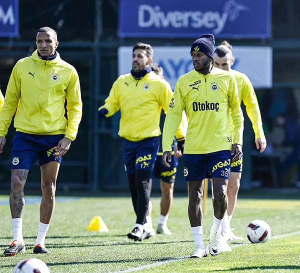 fenerbahcede-kasimpasa-maci-oncesi-buyuk-sok-irfan-can-kahveci-ve-osayiden-kotu-haber-1708783262013.jpg Fenerbahçe'de Kasımpaşa maçı öncesi büyük şok! İrfan Can Kahveci ve Osayi'den kötü haber... - 2