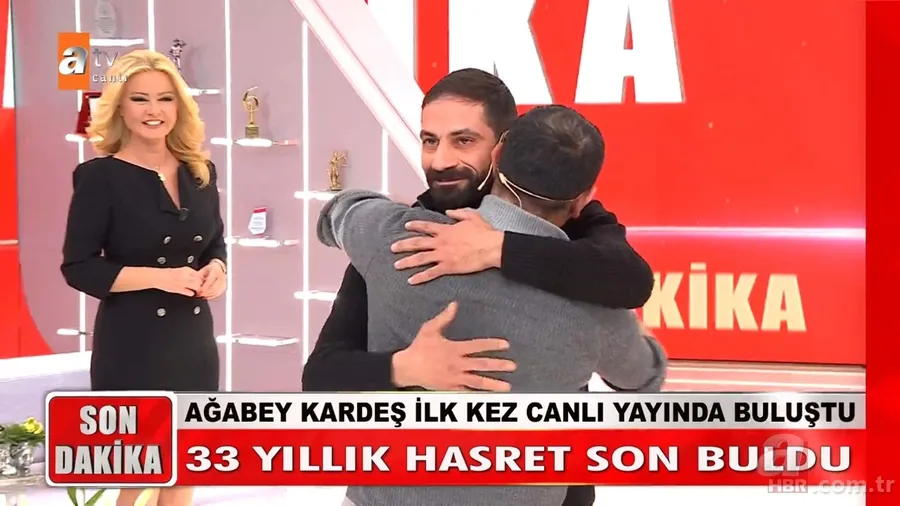 33 yıllık hasret Müge Anlı’da bitti! Turan Çelik oğluna canlı yayında kavuştu! Dede torunun kucaklaşması gözyaşlarına boğdu 7